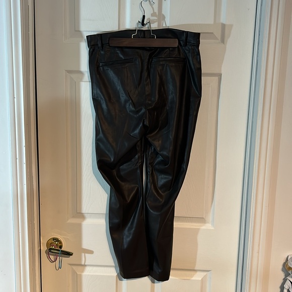 NWT ladies size 14 Gap Brown Mid Rise Vegan Leather Skinny Pants - Picture 5 of 13